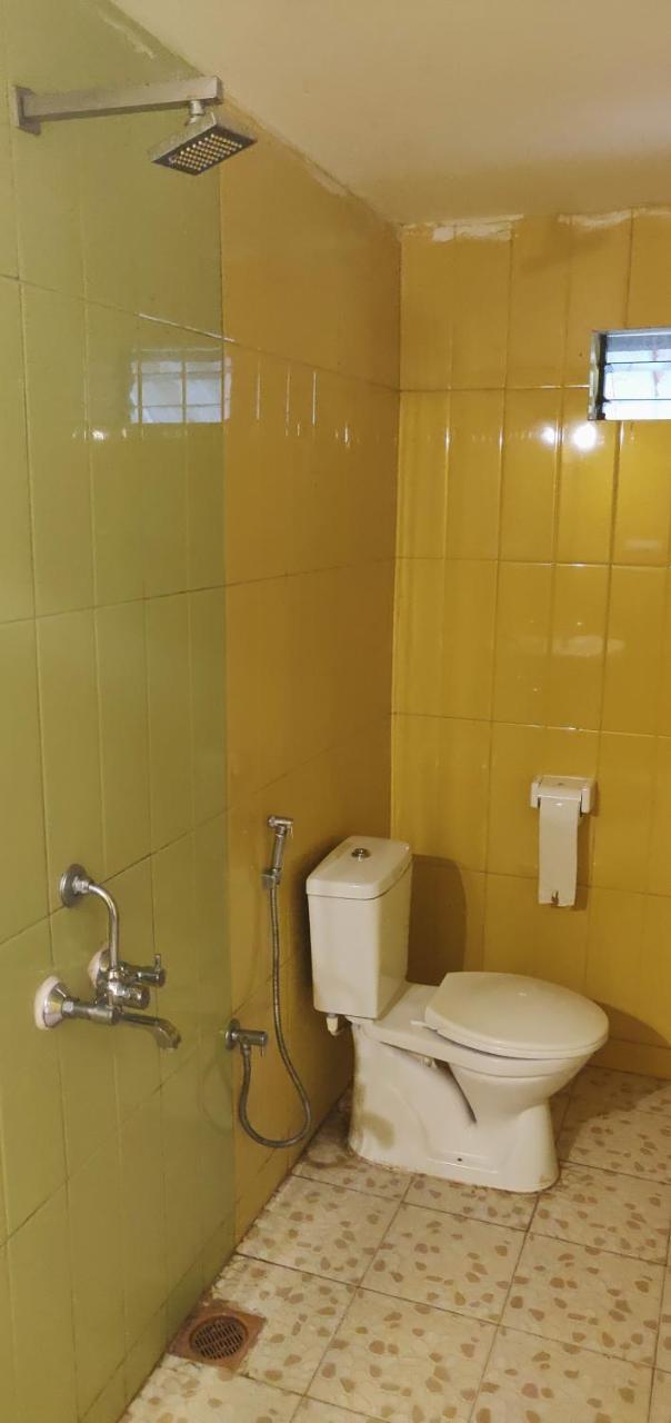 La Riviere Hotel Morjim Luaran gambar